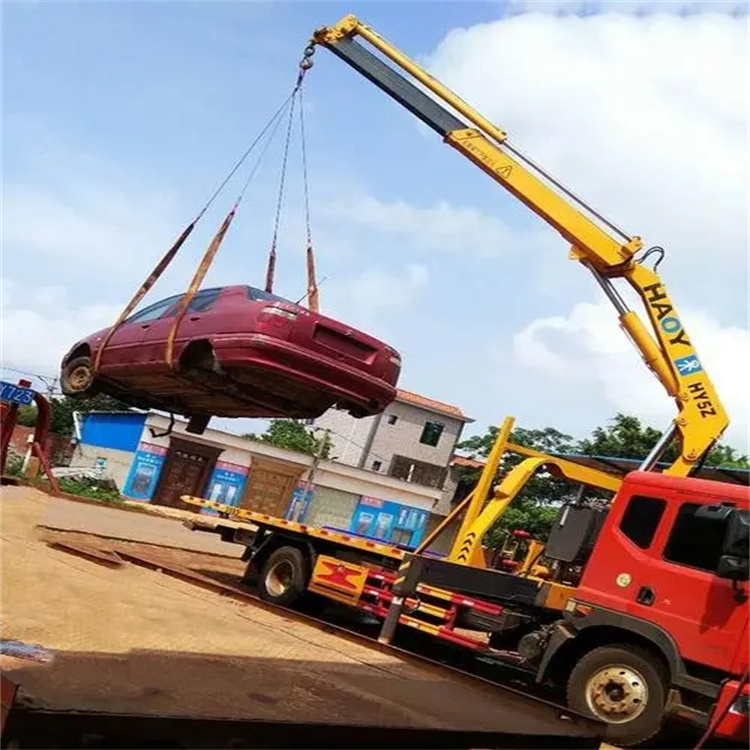 罗庄吊车救援小汽车怎么吊